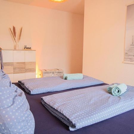 Modern-TOP City Lage -5 min - HBhf Netflix Küche Boxspringbett 2m x 2m bis 4 Pers Magdeburgo Exterior foto