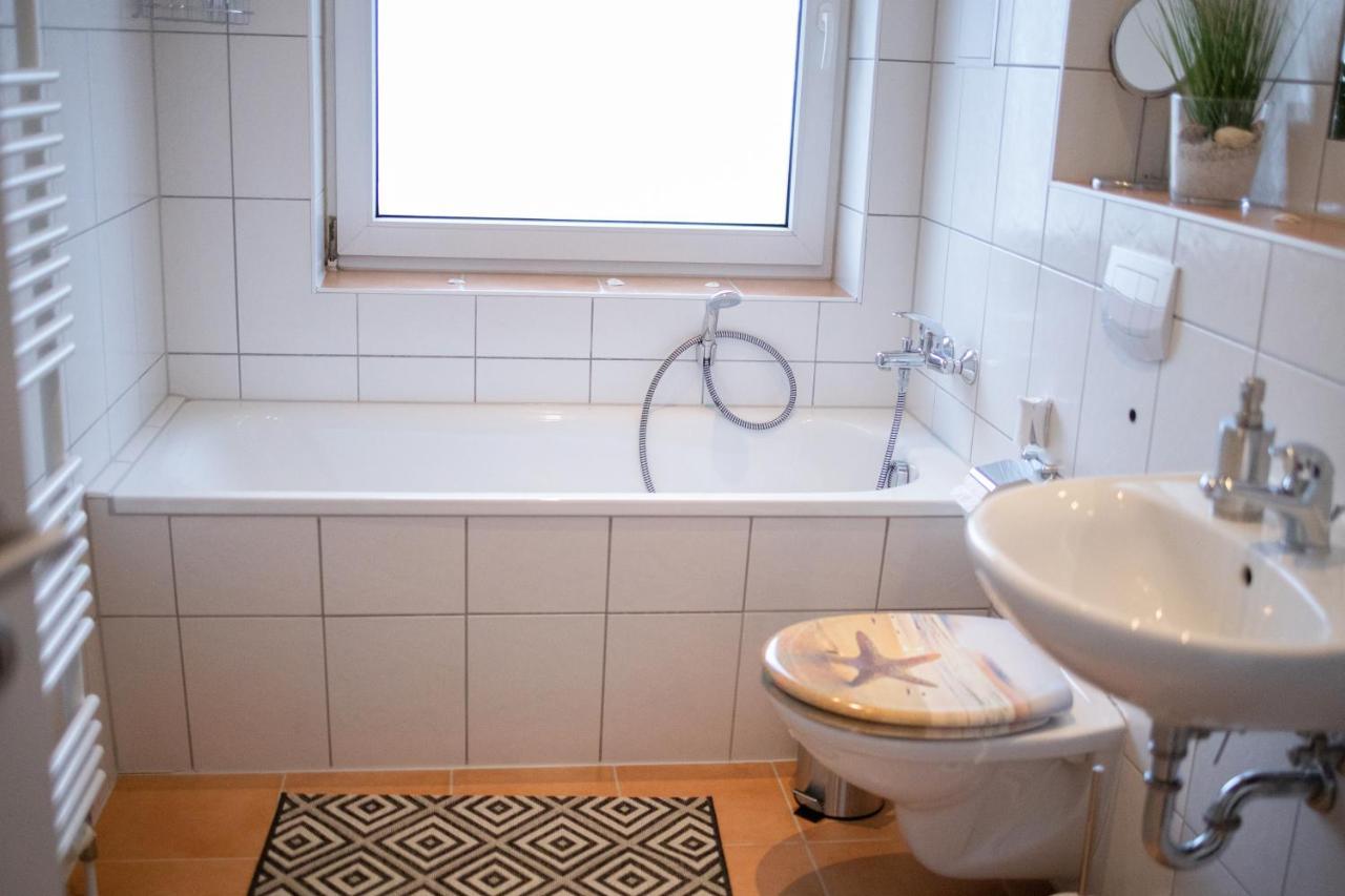 Modern-TOP City Lage -5 min - HBhf Netflix Küche Boxspringbett 2m x 2m bis 4 Pers Magdeburgo Exterior foto